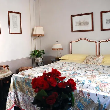 Flowers Bed & Breakfast *