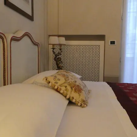 Flowers Bed & Breakfast *