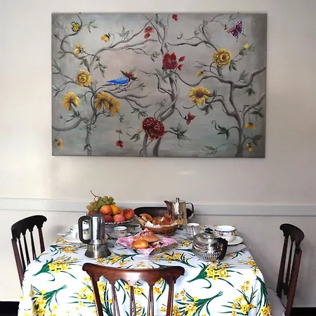 Flowers Bed and breakfast 3*